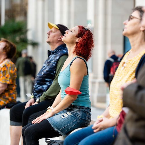 Workshop Personen führen Übung aus